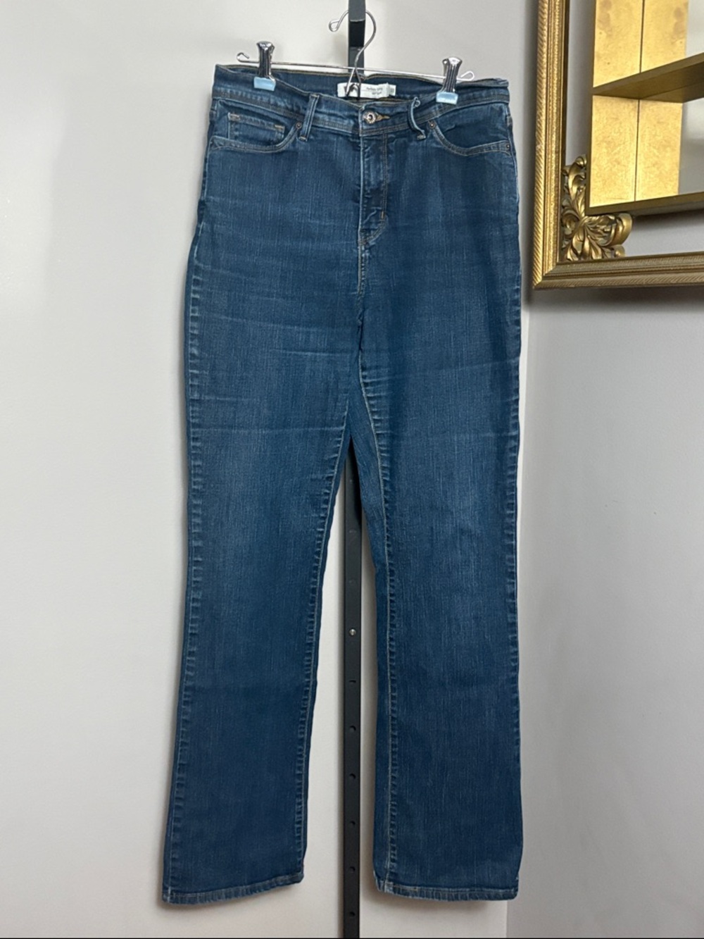 Levi’s 512 Bootcut Size 10 Perfectly Slimming Denim Jeans